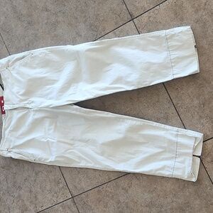 Oakley's Capri Pants